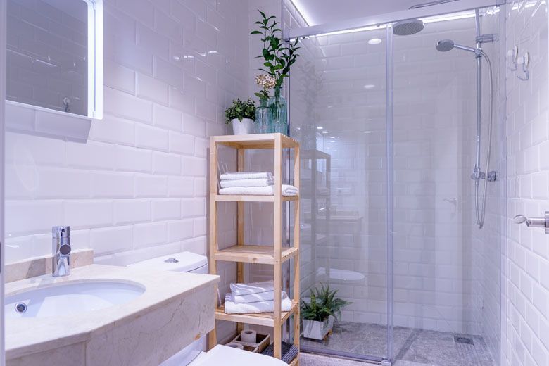 FerAla Suites Centro baño