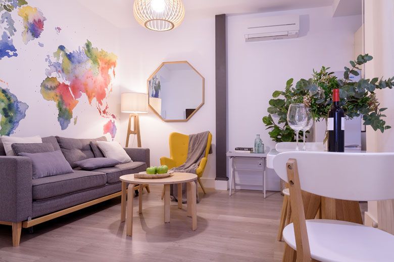 FerAla Suites Centro salón